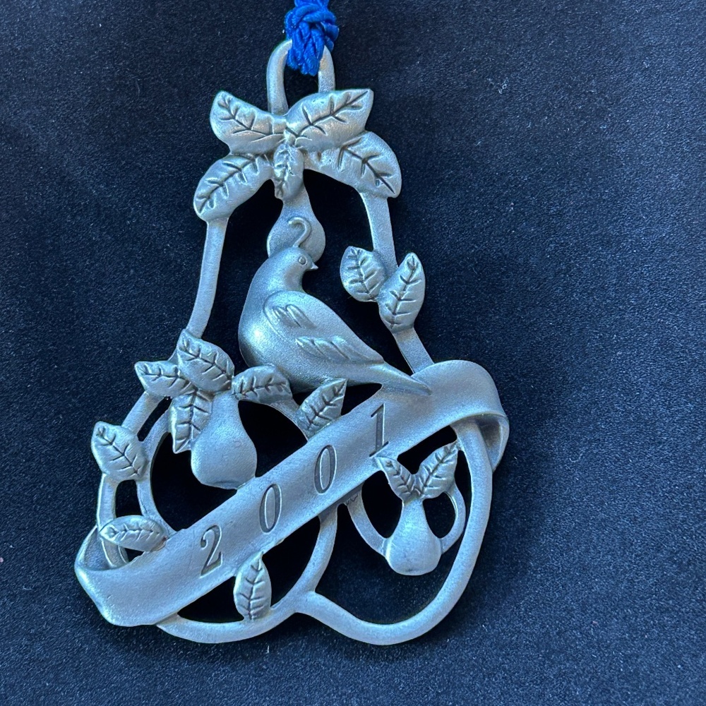 Avon 2001 Pewter Christmas Ornament with Tassel